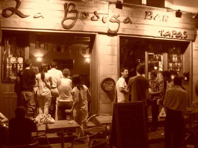 La Bodega - Photo 2